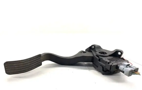 Peugeot 207 Accelerator throttle pedal 9681844080