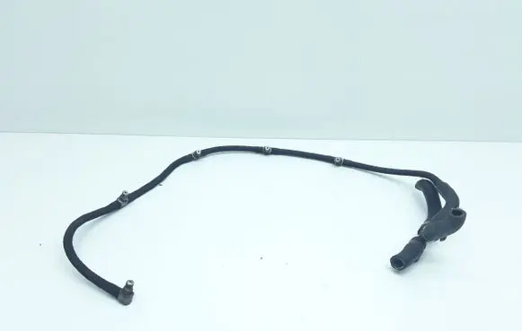 Volvo S80 Fuel return line/hose 30750916 30757520 30757519