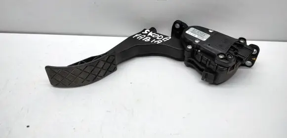Skoda Fabia Mk1 (6Y) Accelerator throttle pedal 6Q1721503B