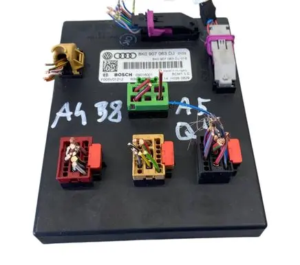 Audi A5 8T 8F Comfort/convenience module 8K0907063DJ F005V01212 09016001