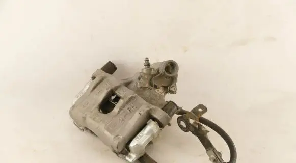 Ford Kuga II Rear brake caliper
