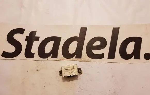 Audi A6 S6 C5 4B Alarm control unit/module 4A0951173