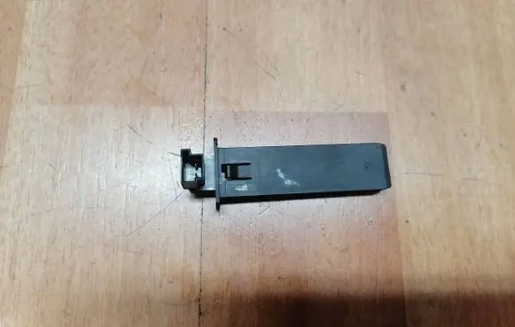 Opel Astra K Interior temperature sensor 13285986 1845130 118881137