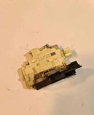 Audi Q7 4L Rear door lock 3C1837016A