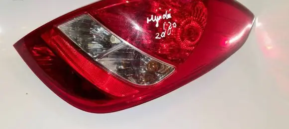 Hyundai i20 (PB PBT) Rear/tail lights 924021J000