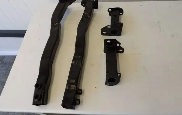 Renault Clio V Front subframe 758258113R 68241696