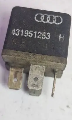 Audi A4 S4 B7 8E 8H Other relay 431951253
