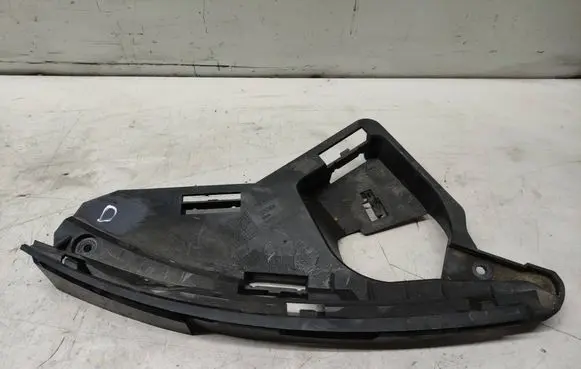 Volvo XC60 Headlight/headlamp mounting bracket 30763434