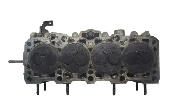 Volkswagen Golf IV Engine head 038103373E