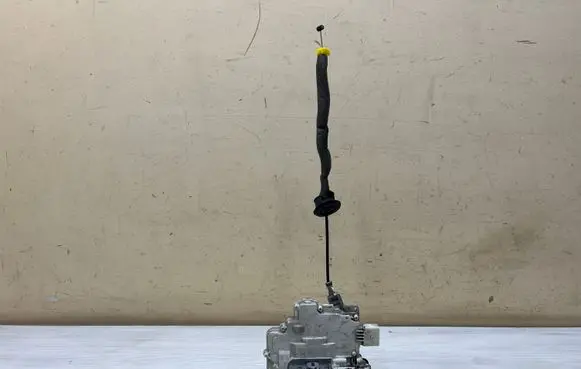 Audi Q2 - Rear door lock 4G0839016