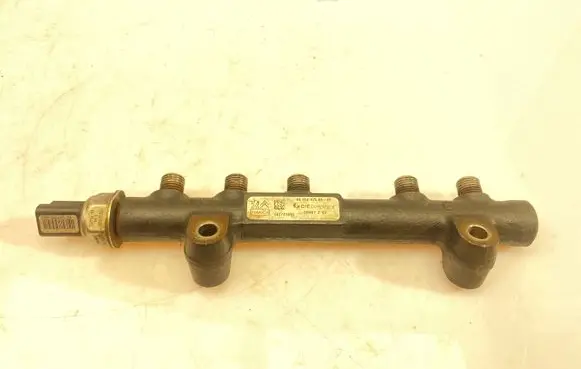 Ford Focus C-MAX Fuel main line pipe 968529758002 102721693 28497Z01