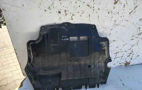 Volkswagen PASSAT CC Engine splash shield/under tray 3C0825237H