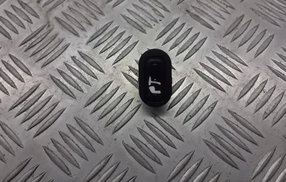 Opel Zafira A Quarter vent window switch 13363100