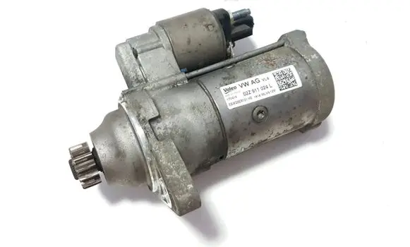 Volkswagen PASSAT B8 Starter motor 02Z911024L