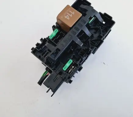 Peugeot 2008 II Fuse module
