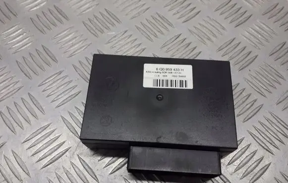 Skoda Fabia Mk1 (6Y) Central body control module 6Q0959433