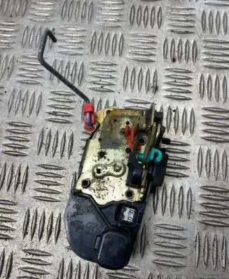 Jeep Grand Cherokee (WJ) Rear door lock 2151N
