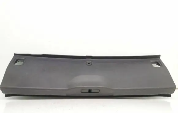 Trunk/boot sill cover protection