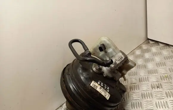 Audi A4 S4 B7 8E 8H Brake booster 8E0612105P