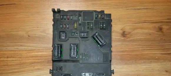 Peugeot 206 Comfort/convenience module