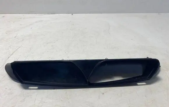 Jaguar F-Pace Air intake duct part GX739H722AA T2H6635 GX73-9H724-AA