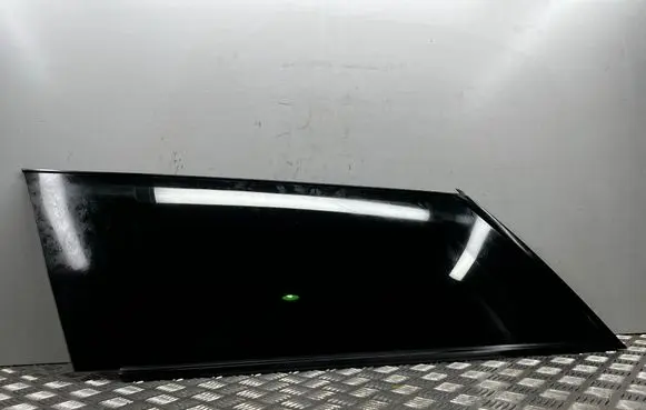 Subaru Outback Rear side window 43R005834