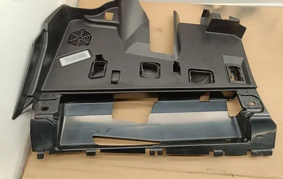 BMW 6 F06 Gran coupe Dashboard lower bottom trim panel 9166702 10822910 9193005
