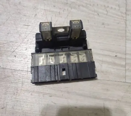 Suzuki Vitara (LY) Battery relay fuse 