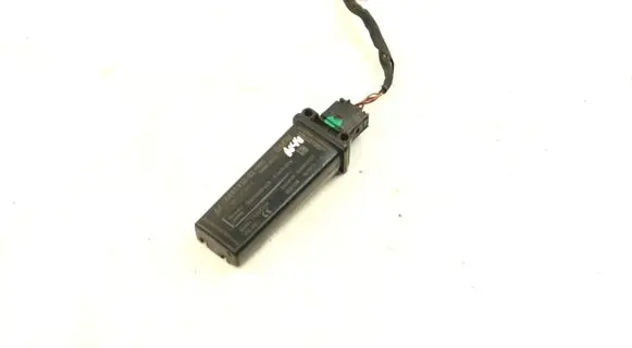 BMW 5 GT F07 Tire pressure sensor 6857938 05312010071