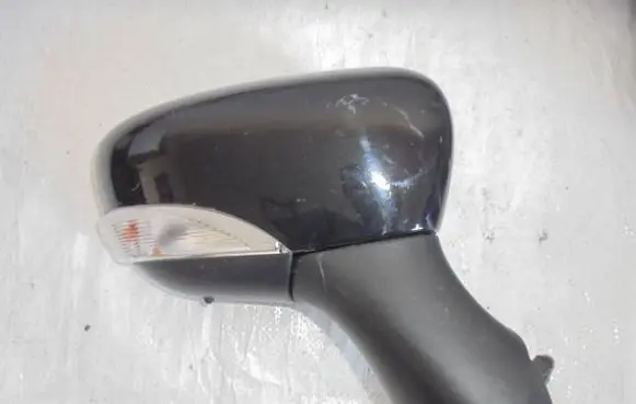Renault Clio IV Front door electric wing mirror 9PIN