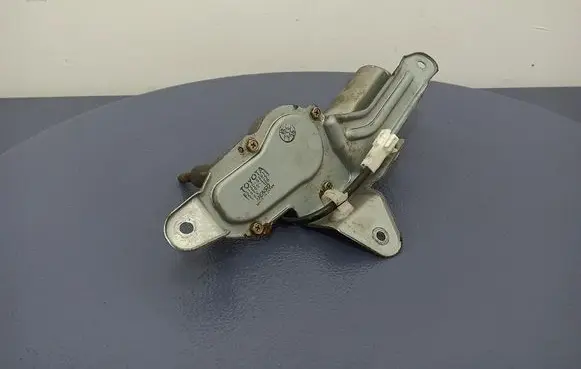 Toyota Yaris Verso Rear window wiper motor 8513052010