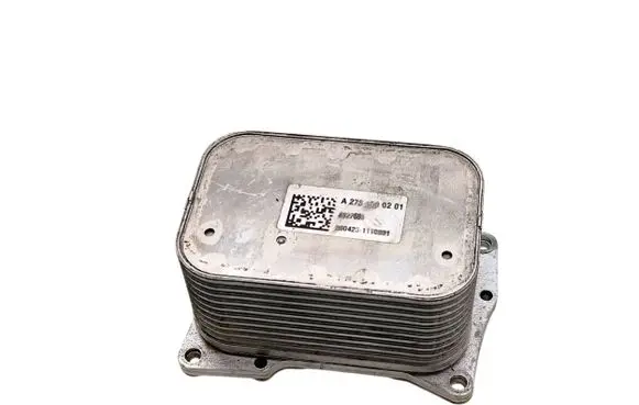 Oil filter mounting bracket