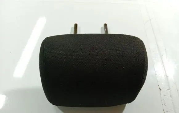 Toyota Avensis T250 Front seat headrest 