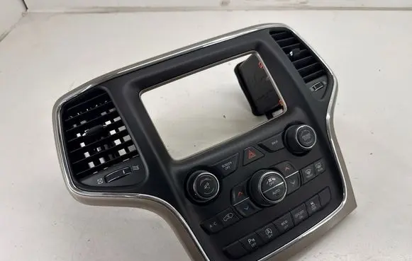 Jeep Grand Cherokee Climate control unit 68253998AE P68253998AE X90020402XX