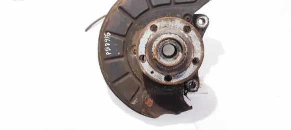 Volkswagen PASSAT B6 Front wheel hub