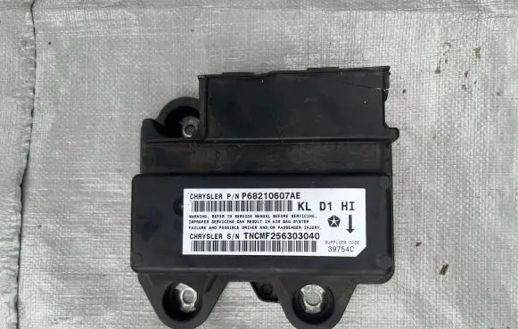 Jeep Cherokee Airbag control unit/module P68210607AE 39754C TNCMF256303040