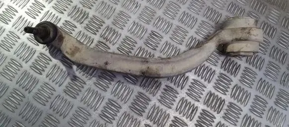 Volkswagen PASSAT B5 Front lower control arm/wishbone