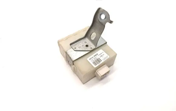 Toyota Avensis T250 Door control unit/module 8974105070 89741-05070