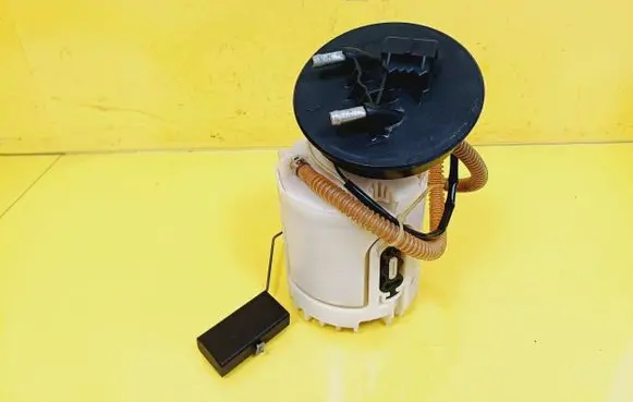 Volkswagen Golf III In-tank fuel pump 1H0919051A