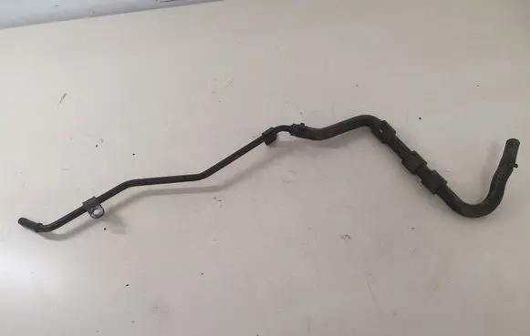 Volkswagen PASSAT B6 Engine coolant pipe/hose 5N0121070G