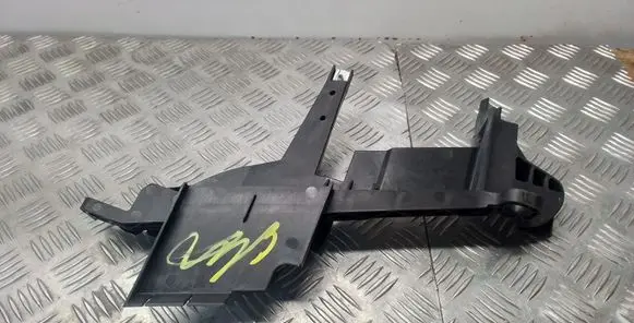 BMW X3 E83 Headlight/headlamp mounting bracket 1301073025