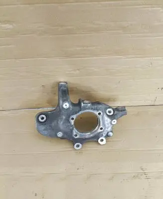 Mercedes-Benz E W213 Rear wheel hub A2133572500