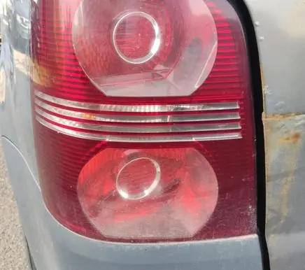 Volkswagen Touran I Tail light lenses 