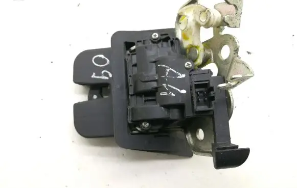 Audi A4 S4 B8 8K Tailgate/trunk/boot lock/catch/latch