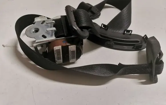 Dodge Durango Rear seatbelt 2453788