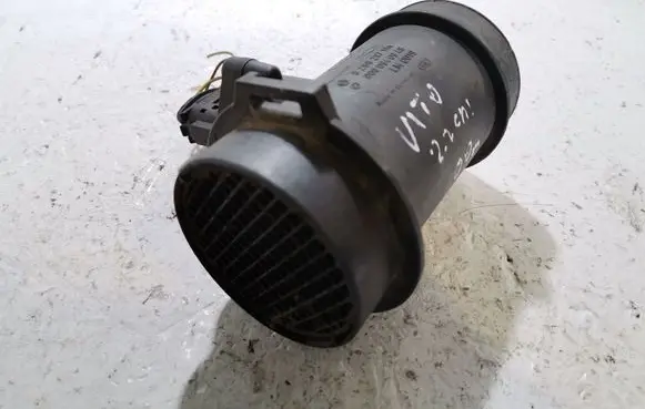 Mercedes-Benz Vito Viano W639 Mass air flow meter 0280217114 0000940948