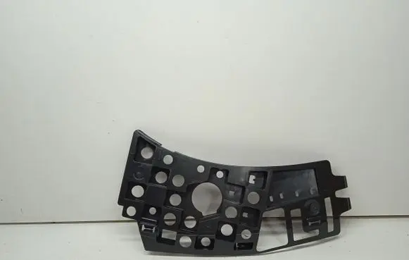 Front bumper mounting bracket