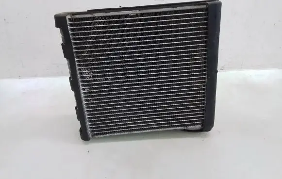 Mitsubishi Colt Air conditioning (A/C) radiator (interior) 