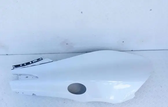 McLaren 570S Fender