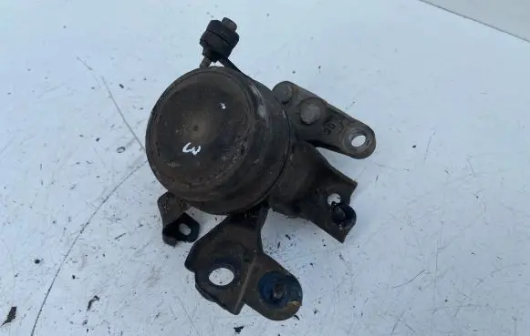 Toyota Corolla Verso E121 Engine mount bracket 1230527020